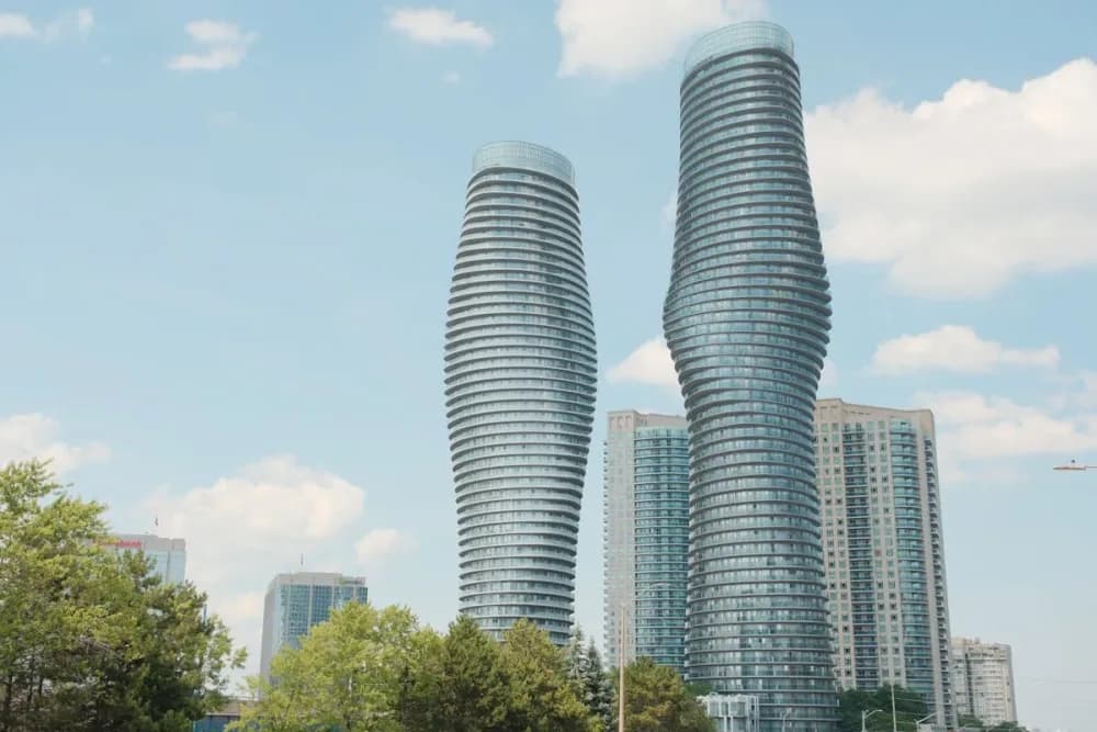 Mississauga, Ontario skyline - local SEO company Cressoft Technology